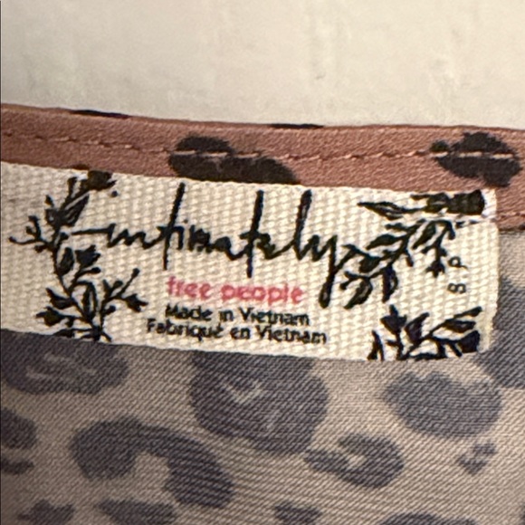 FREE PEOPLE
Women's Black Countryside Printed Mini - Picture 6 of 13